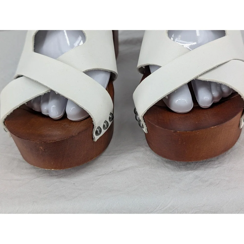 Madden Girl 10 White Studded Platform Wood Block Heel Sandals Retro Boho Shoes